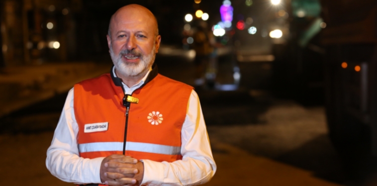 BİR GECEDE 700 TON ASFALT DÖKÜLDÜ