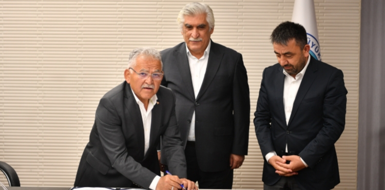 BÜYÜKKILIÇ, BELEDİYE-HAYIRSEVER İŞ BİRLİĞİNDE YAPILACAK 4-6 YAŞ OKUMA SALONLARI PROTOKOLÜNE İMZA ATTI