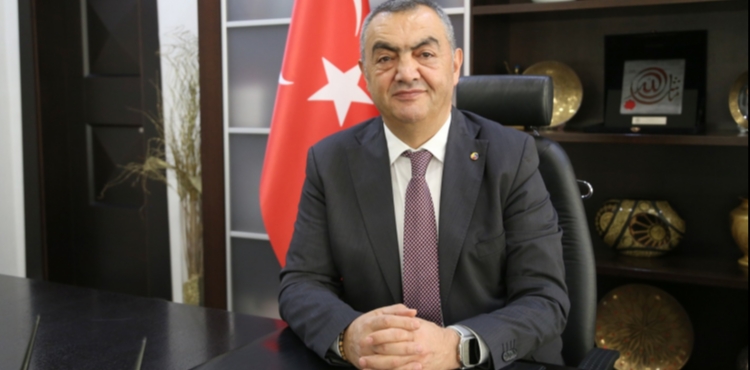 Başkan Büyüksimitci İlk 1000 İhracatçı Listesine Giren Firmaları Kutladı