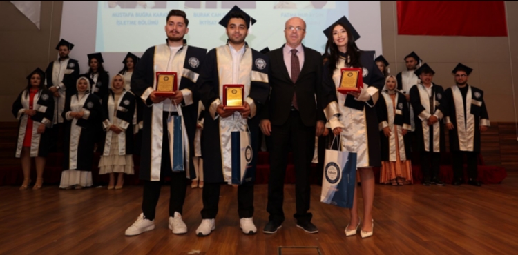 NNYÜ İKTİSADİ İDARİ VE SOSYAL BİLİMLER FAKÜLTESİ’NDE MEZUNİYET
