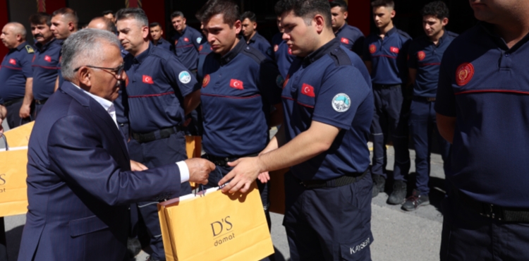BAŞKAN BÜYÜKKILIÇ’TAN KAHRAMAN PERSONELİNE: “İYİ Kİ VARSINIZ”
