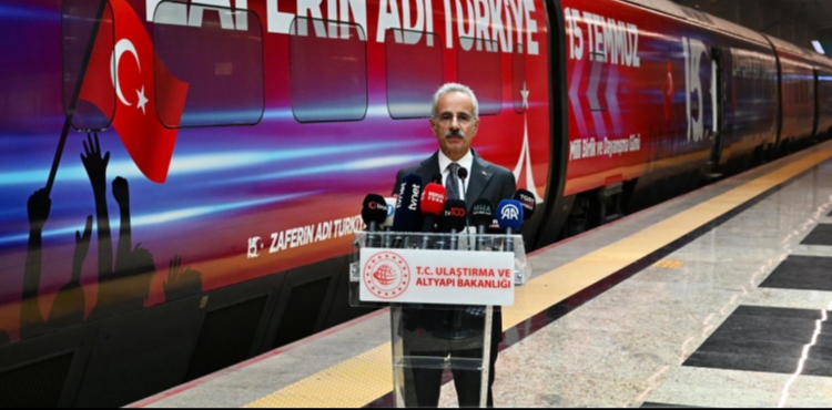 Bakan Uraloğlu: 15 Temmuz'da yayın yapan TÜRKSAT'ımız bugün bağımsızlığımızın sembolü