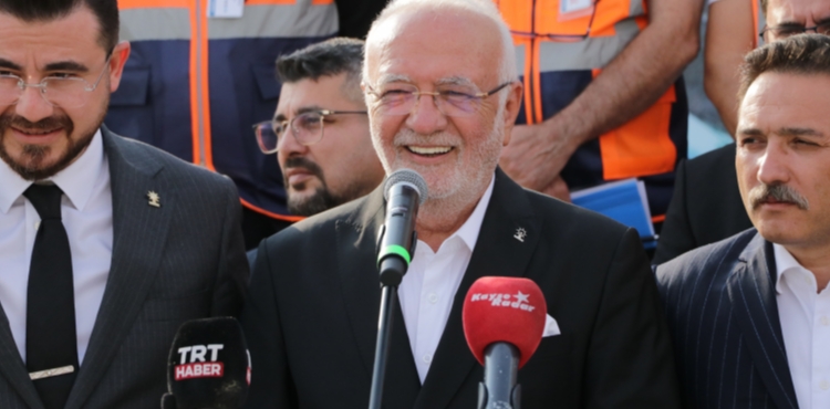 AK Parti’li Elitaş: Bilgiye ulaşmak o kadar kolay ki, cebinizde dünyayı taşıyorsunuz