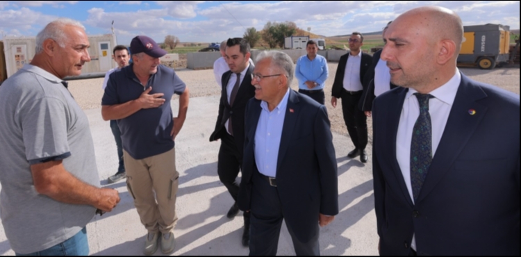 BAŞKAN BÜYÜKKILIÇ, JEOTERMAL KAYNAKLI SERA ORGANİZE TARIM BÖLGESİ ÇALIŞMALARINI YERİNDE İNCELEDİ