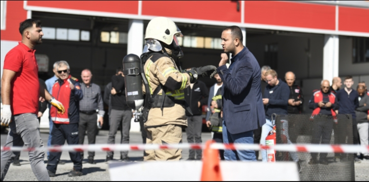 BÜYÜKŞEHİR İTFAİYESİ’NDEN LİTYUM İYON BATARYA YANGIN TATBİKATI