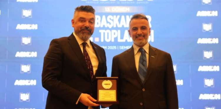 ASKON Kayseri Şubesi’ne “Yılın Zirvesi” Ödülü