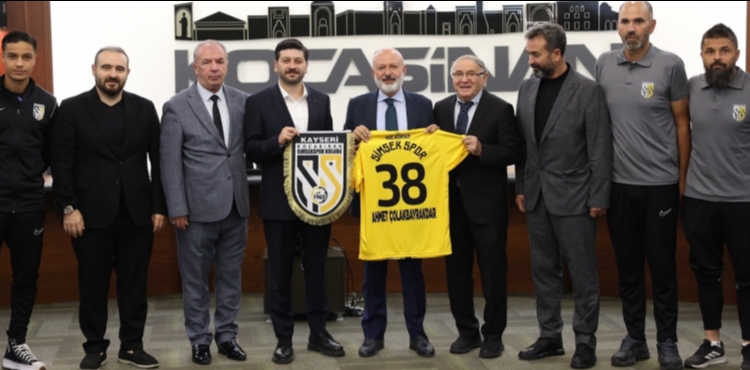 KOCASİNAN ŞİMŞEKSPOR’DAN KAYSERİ PROTOKOLÜNE ANLAMLI ZİYARET