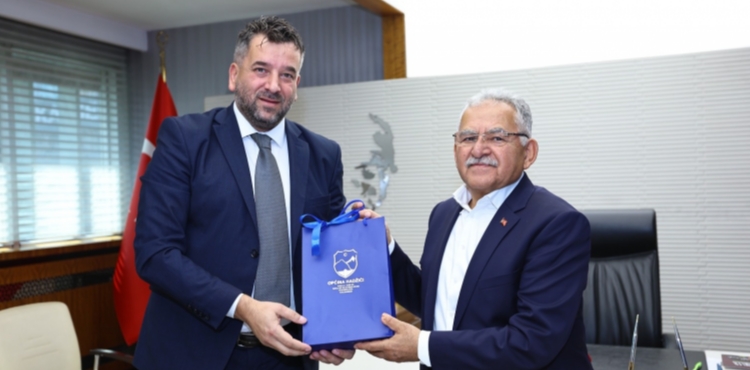 BAŞKAN BÜYÜKKILIÇ, BOSNA-HERSEK HEYETİNE TURİZM ŞEHRİ KAYSERİ’Yİ ANLATTI