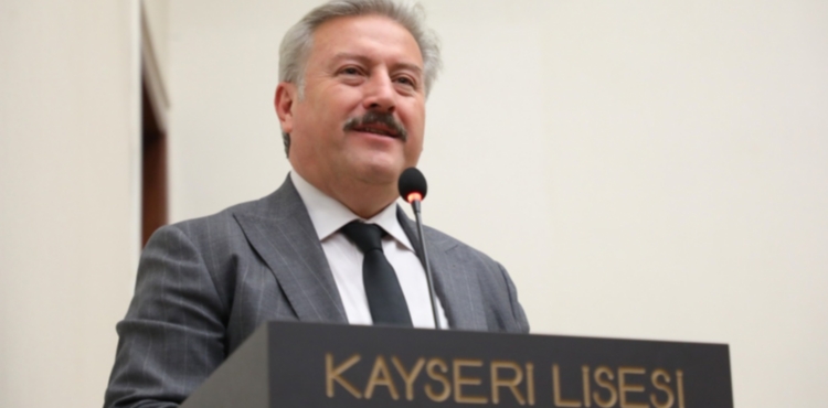 KARYER GNLER, BAKAN PALANCIOLU LE KAYSER LSES RENCLERN BR ARAYA GETRD
