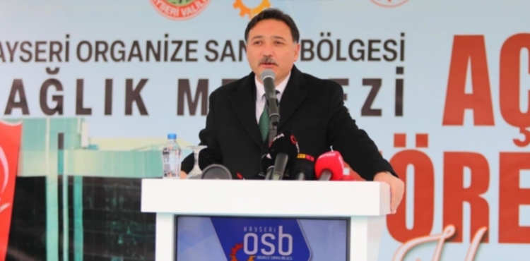 Valiler Kararnamesi yay�mland�. Kayseri Valisi G�kmen �i�ek g�revine devam ediyor.