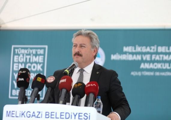 MELKGAZݒDEN 4 YILDA 20 OKUL 12 KTPHANE