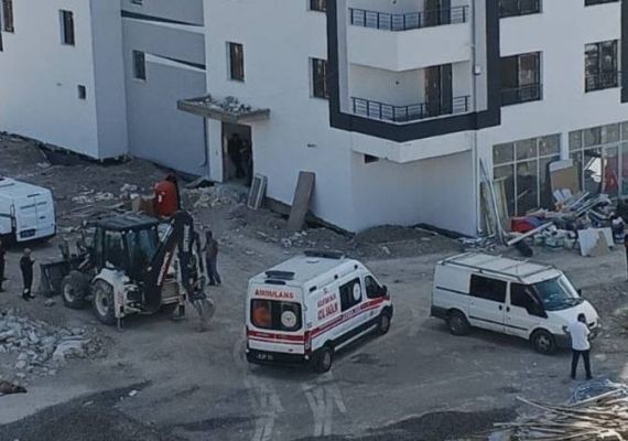 Apartman boluuna den inaat iisi kurtarlamad