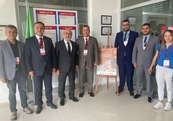 KAY Rektr Karamustafa, Kastamonu'da Gastronomi Turizmi Aratrmalar Kongresine Katld 