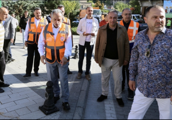 TALASTA 'BELEDYE MAHALLEMZDE' TARH SOKAKLARDA