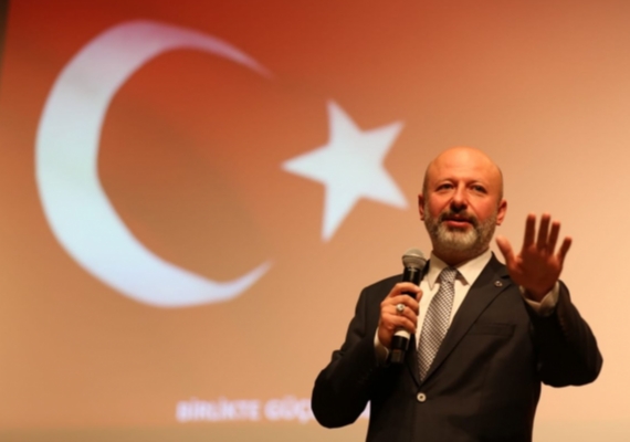 BA�KAN �OLAKBAYRAKDAR: �GE�M���, H��B�R �EK�LDE UNUTTURMAYACA�IZ�