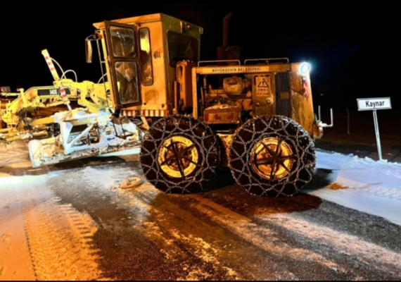 B�Y�K�EH�R, GECE YARISINDAN SABAHA KADAR 72 MAHALLE YOLUNU DAHA ULA�IMA A�TI