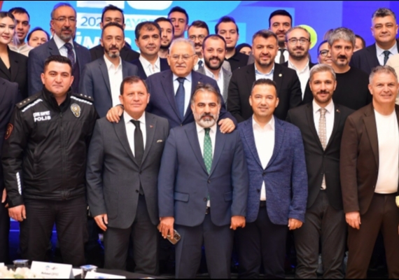 BA�KAN B�Y�KKILI� L�DERL���NDE KAYSER�, 2029 D�NYA SPOR BA�KENT� YOLUNDA