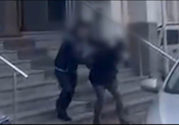 Kayseri�de 1,7 milyon TL�lik ziynet e�yas� h�rs�zl��� yapan 2 ��pheli yakaland� 