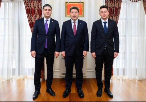 MHP�li �zdemir�den Sar�z�a k�t�phane ve sosyal alan m�jdesi