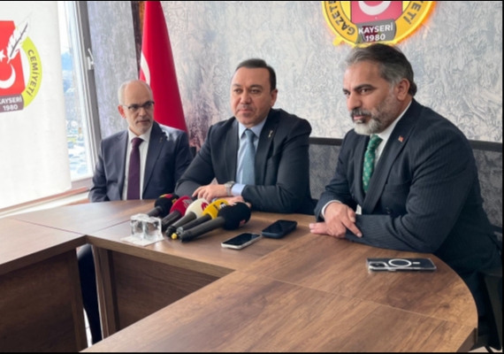 Sahada g�rd���m�z tablo, Anahtar Parti�nin bir baraj sorunu olmad��� y�n�ndedir