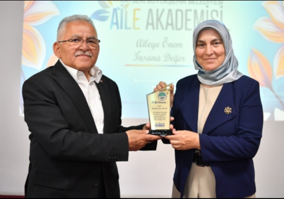 B�Y�K�EH�R A�LE AKADEM�S�, 2025�TE 5 B�N�N �ZER�NDE A�LE VE ��FT ADAYINA DANI�MANLIK YAPTI