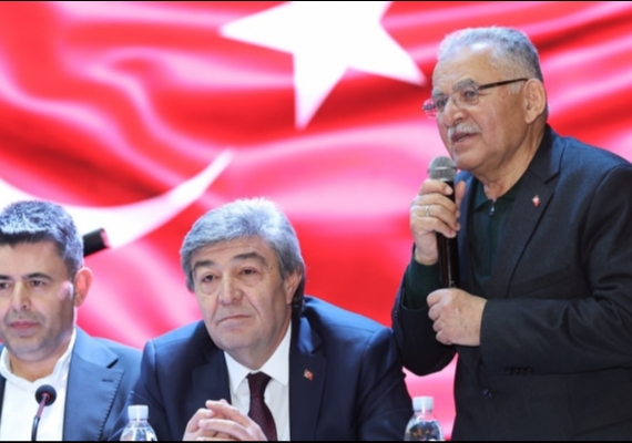 BA�KAN B�Y�KKILIǒTAN RAMAZAN PROGRAMINDA YO�UN Z�YARET TRAF���