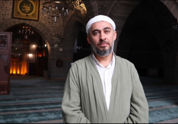 Kayseri'de itikafa girenler, Ramazan ay�n�n son g�nlerinde kendilerini ibadete ad�yor