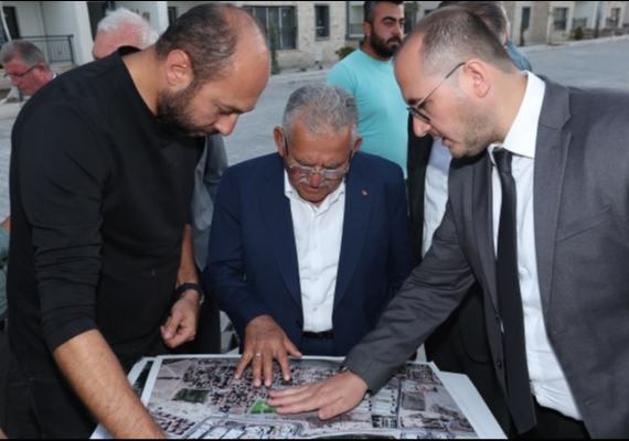 BA�KAN B�Y�KKILIǒTAN ORU�RE�S�E 3,25 M�LYAR TL�L�K KENTSEL D�N���M YATIRIMI