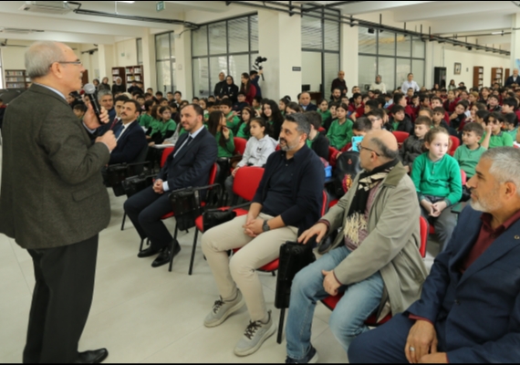 B�Y�K�EH�R�DEN K�T�PHANE HAFTASI�NA �ZEL YAZAR-OKUR BULU�MALARI