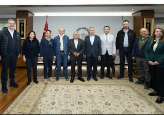 BA�KAN B�Y�KKILI� AKADEM�K HEYETLE B�R ARAYA GELD�