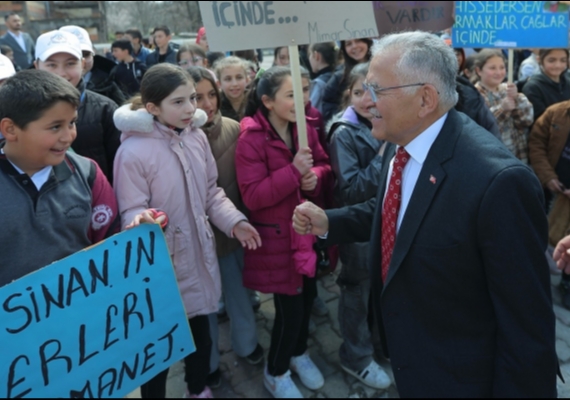 BA�KAN B�Y�KKILI�, M�MAR S�NAN�I DO�DU�U TOPRAKLARDA ANDI