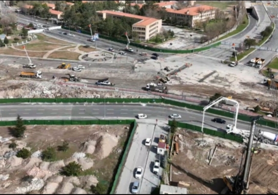 B�Y�K�EH�R�DE PAZAR G�N� DE DURMAK YOK: KARTAL KATLI KAV�A�I�NDA HUMMALI �ALI�MA