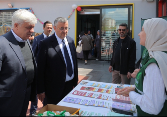 B�Y�K�EH�R��N �OCUK K�T�PHANESݒNDE �KAYSER� KENT KONSEY� 23 N�SAN� ETK�NL���