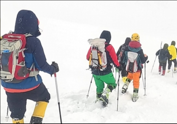 Erciyes�e 23 Nisan zirve t�rman���