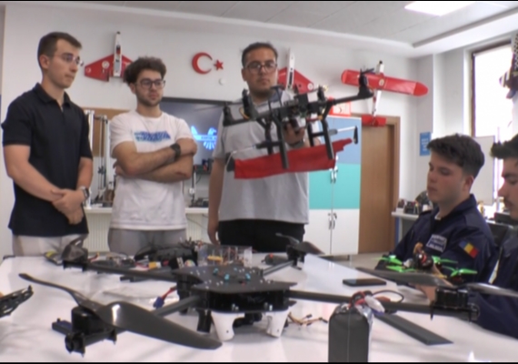 AVRUPA�DAN GELEN ��RENC�LER, KOCAS�NAN �NOVASYON MERKEZݒNE HAYRAN KALDI