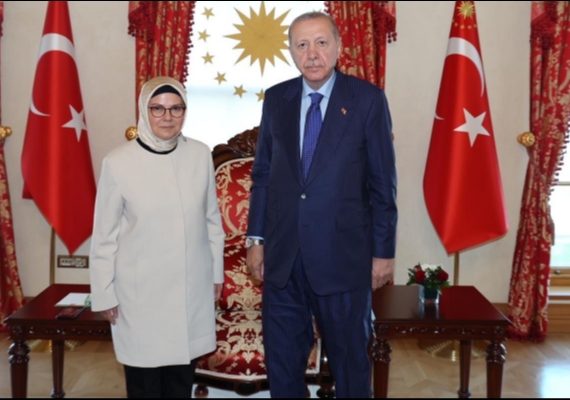 AK Parti�li Ay�e B�h�rler�den Cumhurba�kan� Erdo�an�a Ziyaret