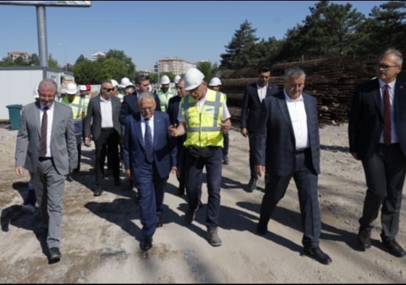 KARTAL KATLI KAV�A�I PROJES�N� �NCELEYEN BA�KAN B�Y�KKILI�: �YIL SONUNA TRAF��E A�ILACAK�