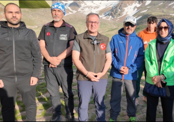 BA�KAN �ZDO�AN, ERC�YES�TE DA�CILARLA Z�RVE HEYECANINI PAYLA�TI