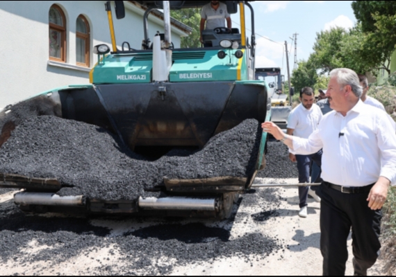 SARIMSAKLI MAHALLES�'NDE H�ZMET R�ZGARLARI ES�YOR