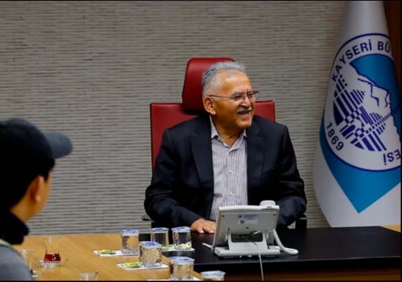 K�LTEPE'YE ULUSLARARASI �LG�: BA�KAN B�Y�KKILI� G�NEY KORE HEYET�N� KABUL ETT�