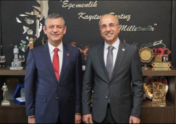 A�k�n Gen� CHP�den istifa etti