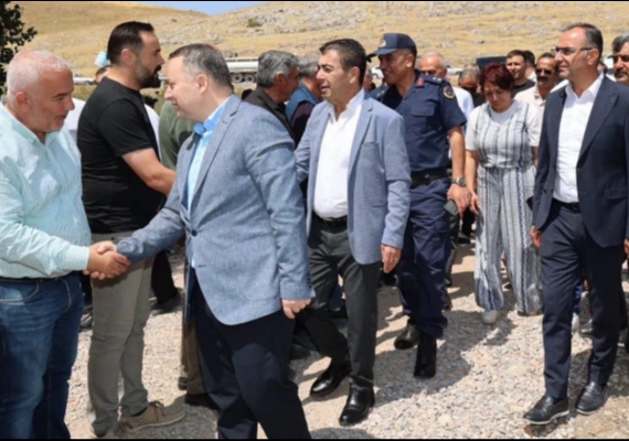 Ta��nl�lar, geleneksel Dayan��ma ve Muhabbet G�n��nde bulu�tu