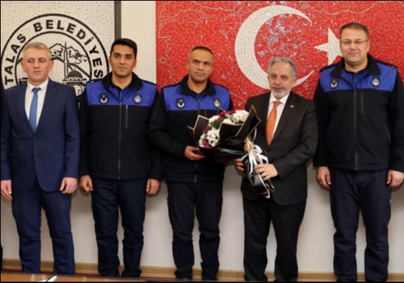 BA�KAN YAL�IN; �ZABITA, �EHR�N D�ZEN�N� SA�LAYAN �NEML� B�R G��T�R�