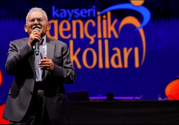 BA�KAN B�Y�KKILI�, GEN�LERLE BULU�TU: �B�Z S�ZLER ���N VARIZ�