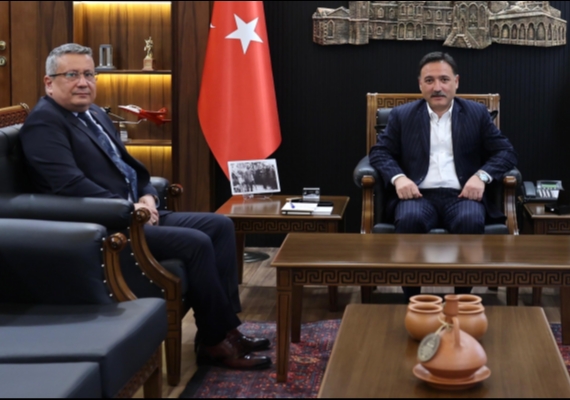 Vali �i�ek, �l Emniyet M�d�r� Sinan Ergen�i kabul etti