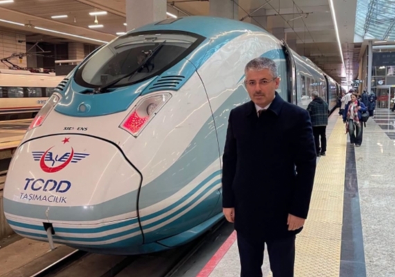�OPURO�LU�NDAN HIZLI TREN PAYLA�IMI: GEL�YOR, GELMEKTE OLAN