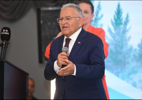 BA�KAN B�Y�KKILI� BALIKES�R�DE ORTAK AKIL VURGUSU YAPTI: �ORTAK AKIL HER �EYDEN G��L�D�R�