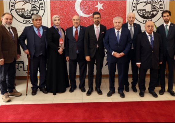 T�RK D�NYASININ EDEB�YAT�ILARI KAYSER�'DE