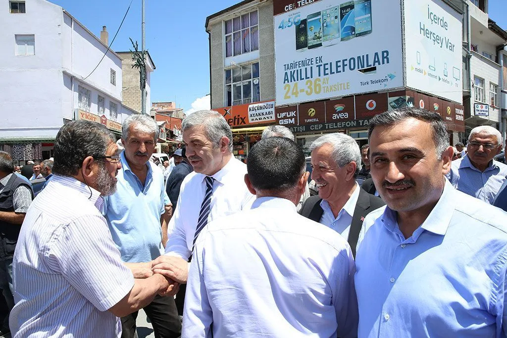 "İlçelerimizle Kol Kola Çalışıyoruz"