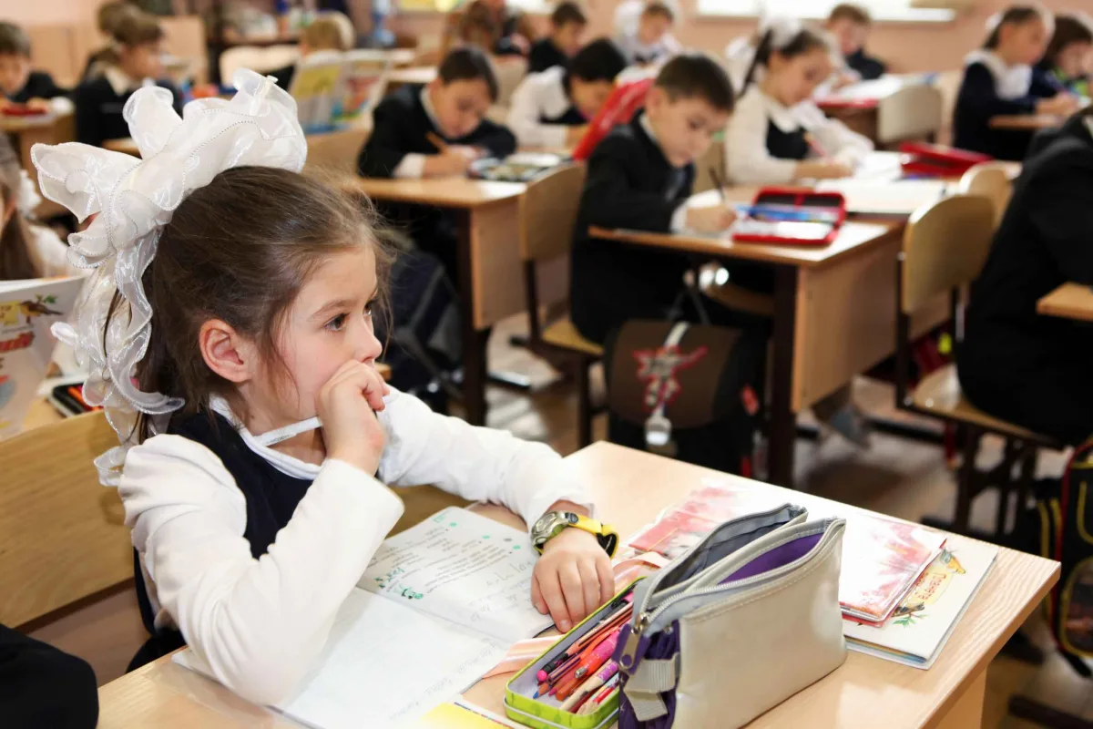 Okul değişikliği çocuğu nasıl etkiliyor?